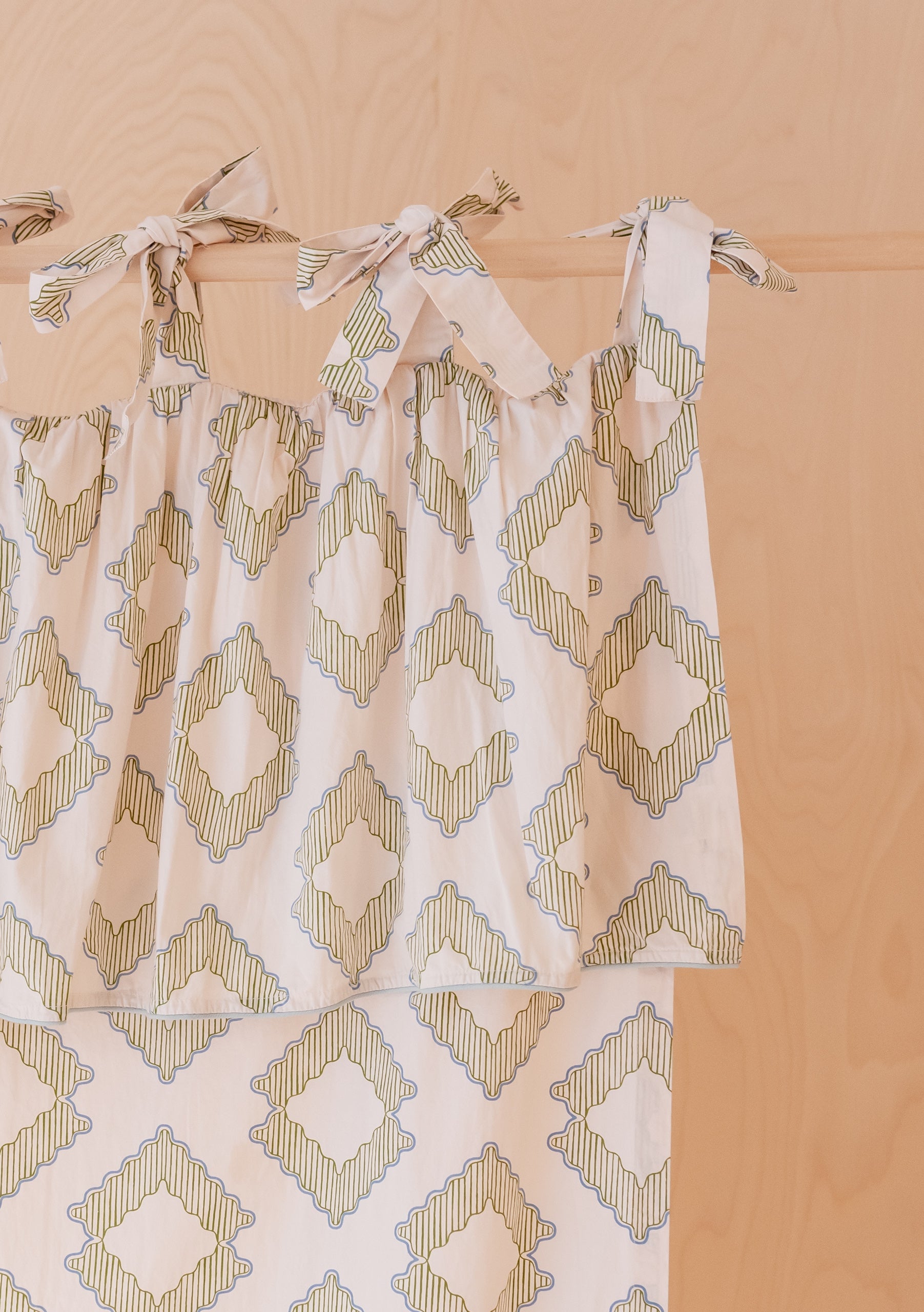 Pair of Cotton Tie-Top Curtains in Green Diamond