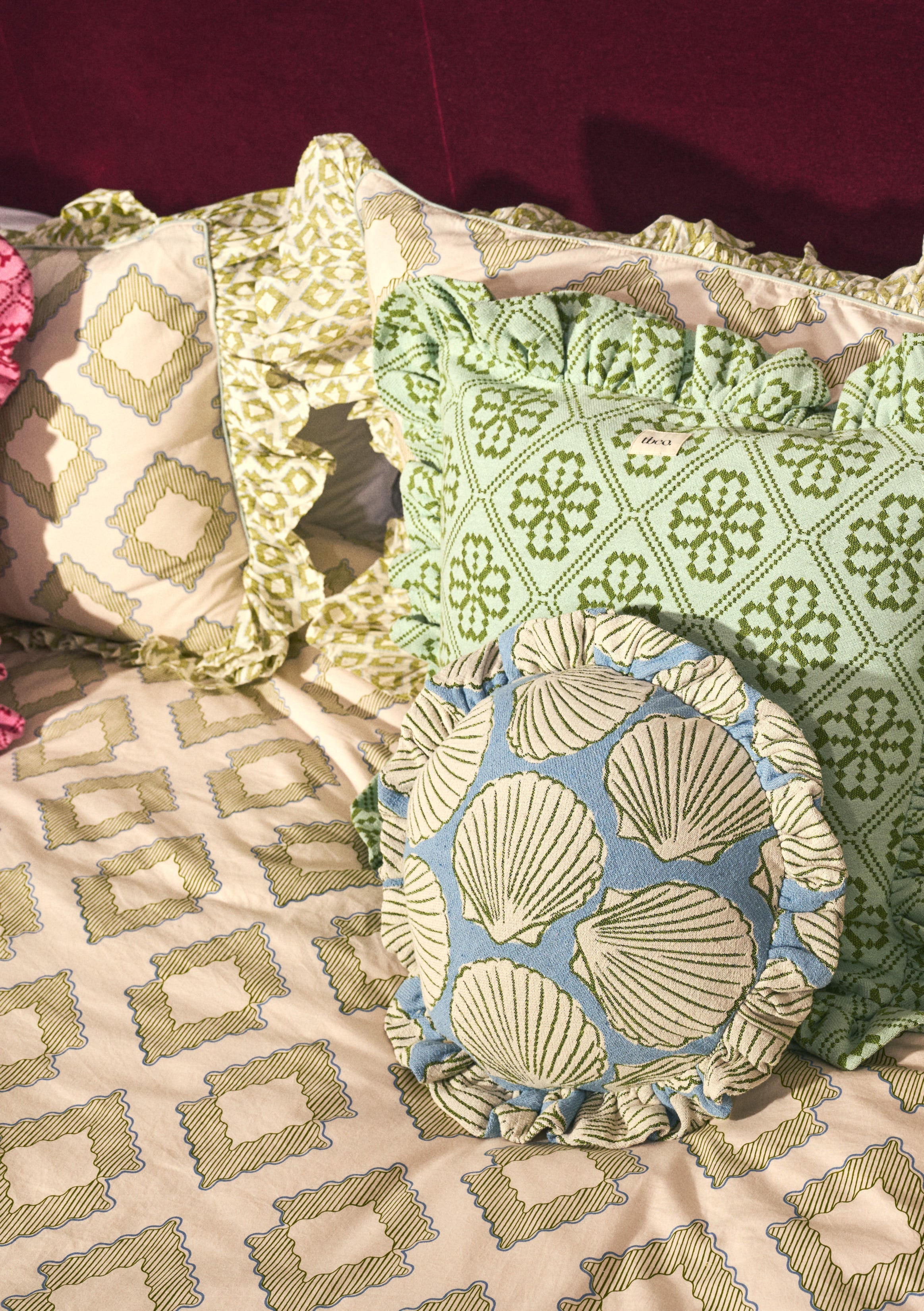 Cotton Duvet Cover & Pillowcases Set in Green Diamond