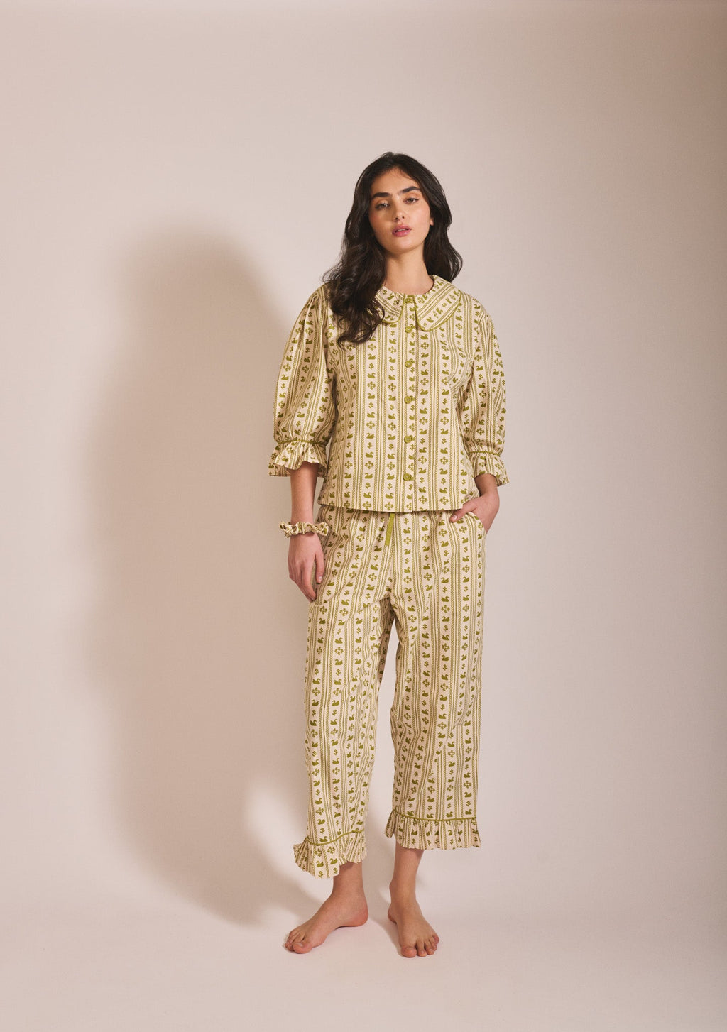 Cropped Cotton Pyjamas in Olive Swan